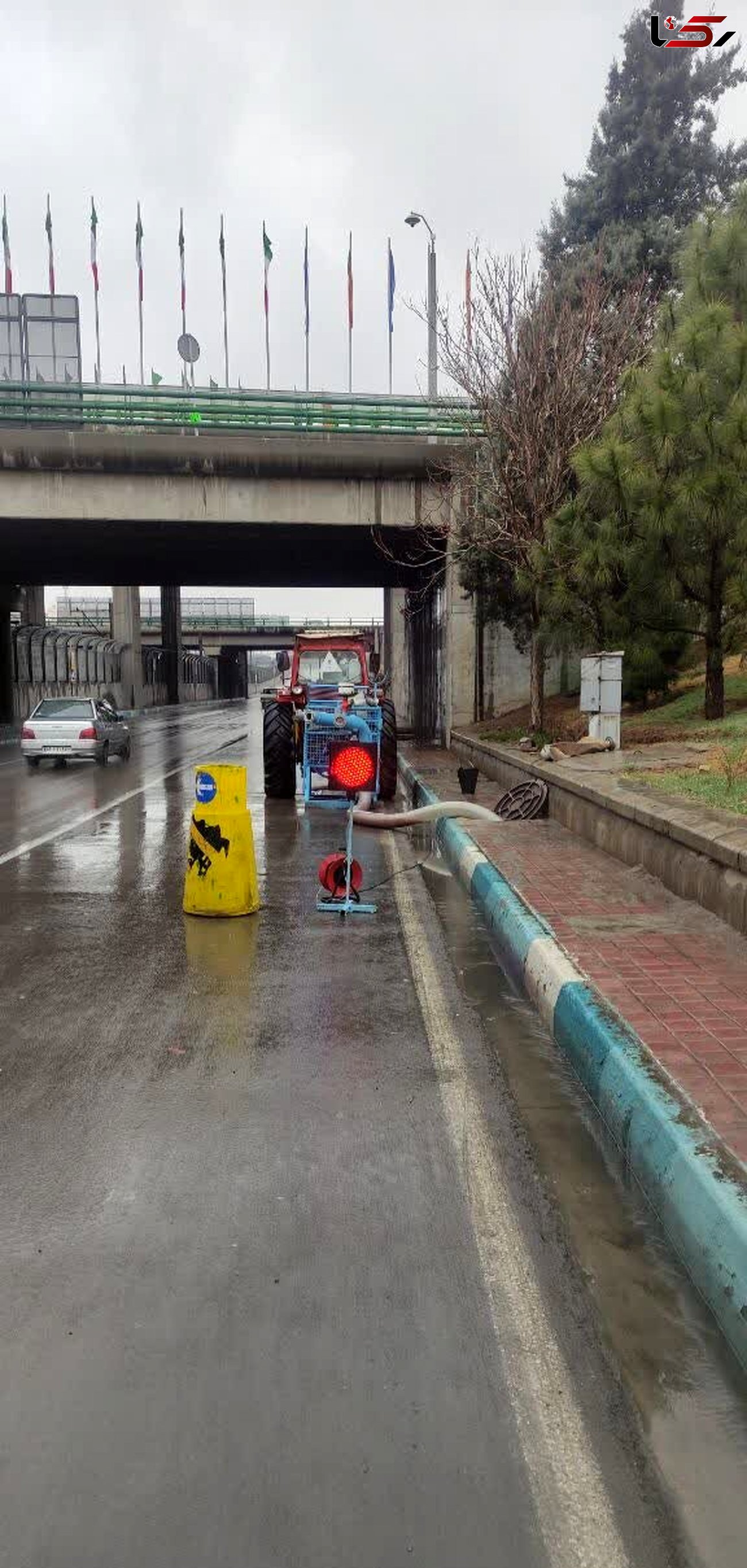 به کارگیری ظرفیت‌های متنوع خدمات شهری برای تسهیل تردد در شهر اصفهان 