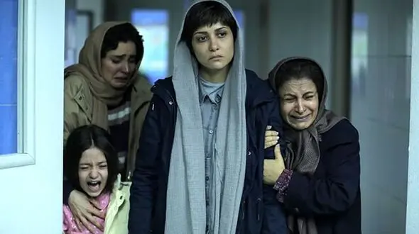 رونمایی از تیزر فیلم‌ «زن و بچه» با بازی پریناز ایزدیار، پیمان معادی / شروع اکران از مرداد+ فیلم
