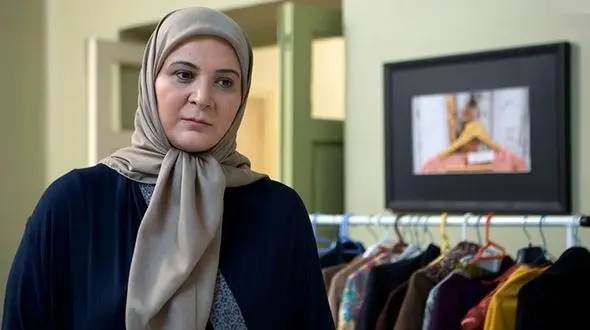 تغییر چهره و استایل فاحش «هما سعادت» ۵ سال بعد از سریال پایتخت ۶ ! / ریما رامین فر در پایتخت 7 چه شکلی است !