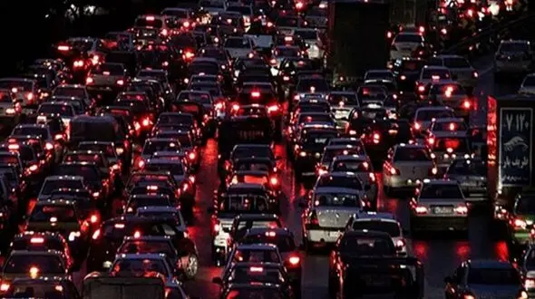 ترافیک فوق سنگین در ورودی های شرق پایتخت 