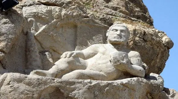 همه چیز درباره تندیس هرکول: تاریخچه و رازهایش