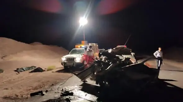 مرگ هولناک یک خانواده در جاده اردکان / در تصادف پژو با تریلی رخ داد