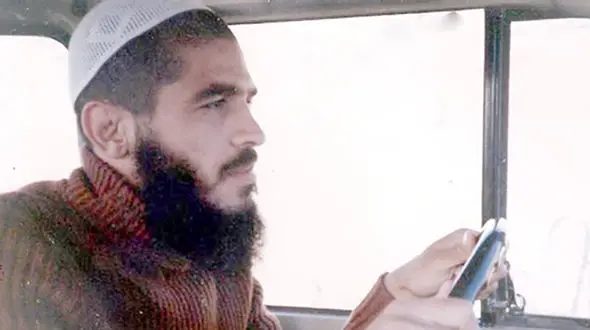 ماجرای خرید بیش از اندازه پارچه‌های دولتی توسط یک رزمنده قبل از شهادت +عکس
