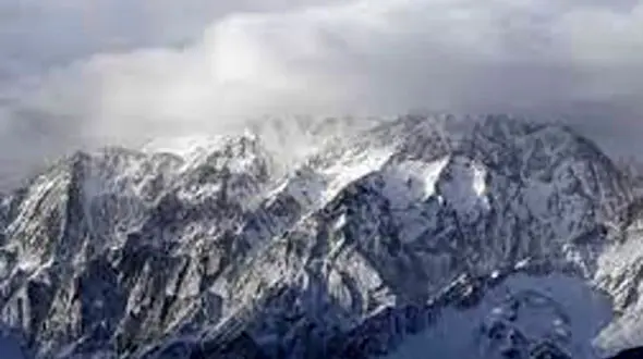  تلاش امدادگران برای ورود به منطقه سقوط هواپیما تهران - یاسوج / تکاوران اعزام شدند