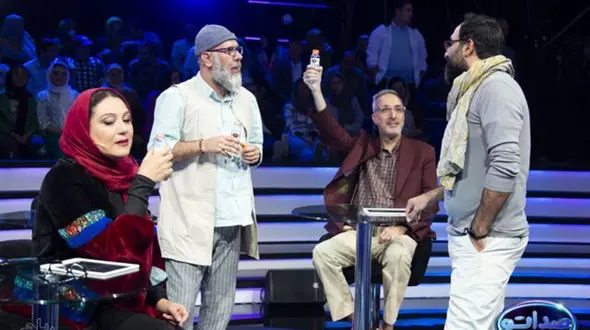 جیغ و هورای داوران صداتو از اجرای بی نظیر یک پزشک با آهنگ استاد شجریان