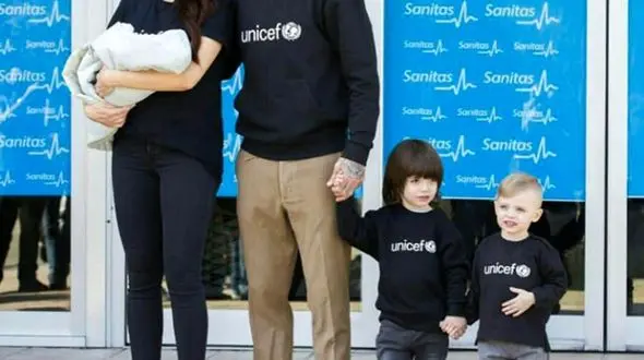 تولد سومین فرزند فوتبالیست معروف در یک روز خاص! + عکس