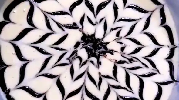 یک روش ساده و کاربردی در تزیین کیک + فیلم