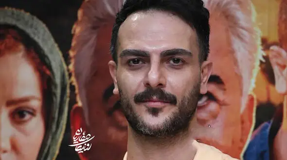 فیلم/دانیال خیری خواه از مصدومیت شدید در سریال «بی عاطفه» گفت / شکستگی دست و پا به خاطر یک سکانس اکشن