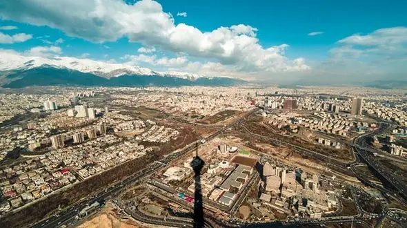 آغاز جشن‌ «بهار ایران» در میدان ولیعصر