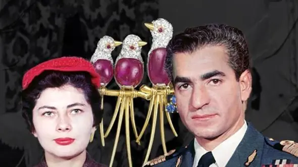 سفر به ایام قدیم سال 1329ِ‌؛ ثریای اسفندیاری با لباس عروس در مراسم عروسی اش با شاه پهلوی