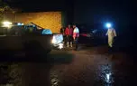 نجات مادر باردار و خانوادهاش از سیل و آبگرفتگی در فسا