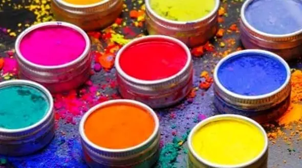 فروش پیگمنت بتن در ایساتیس هور وستا