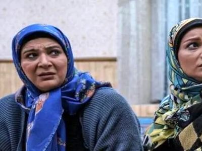 فیلم/ فهمیه در تلاش برای باز کردن طلسم‌های تقلب سارا و نیکا توسط اسرافیل/ 4 کلمه نوشته همش هو، هما، هم
