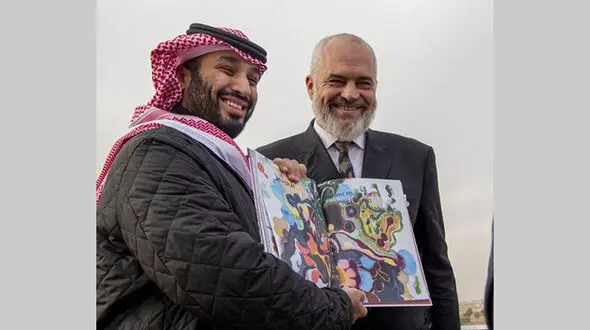 نخست‌وزیر آلبانی با یک هدیه نفیس بن‌سلمان را غافلگیر کرد + عکس