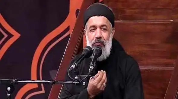 فیلم/ محمود کریمی بدهی‌اش به رهبر انقلاب را با نوای «ایران ای سرای امید» در شب شهادت حضرت زهرا ادا کرد! / پیوند عاشورا و فاطمیه