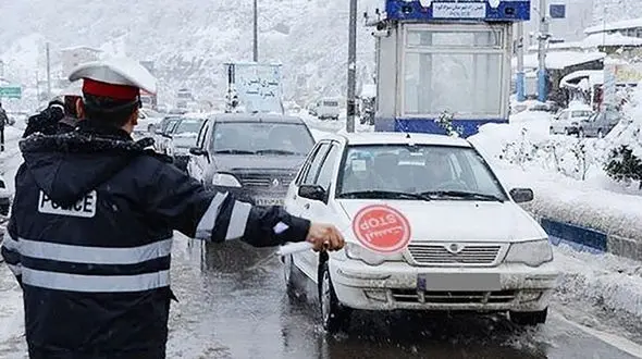 بارش سنگین برف کندوان را مسدود کرد