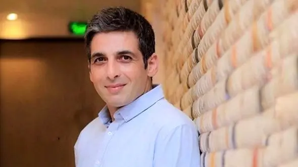 آرایش عجیب آقای بازیگر در عکس روز عروسی اش / حمید گودرزی زیباتر از عروس !