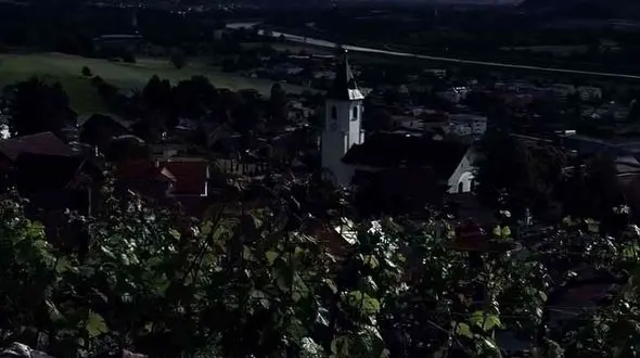 زندگی مانند ابری زود گذر است