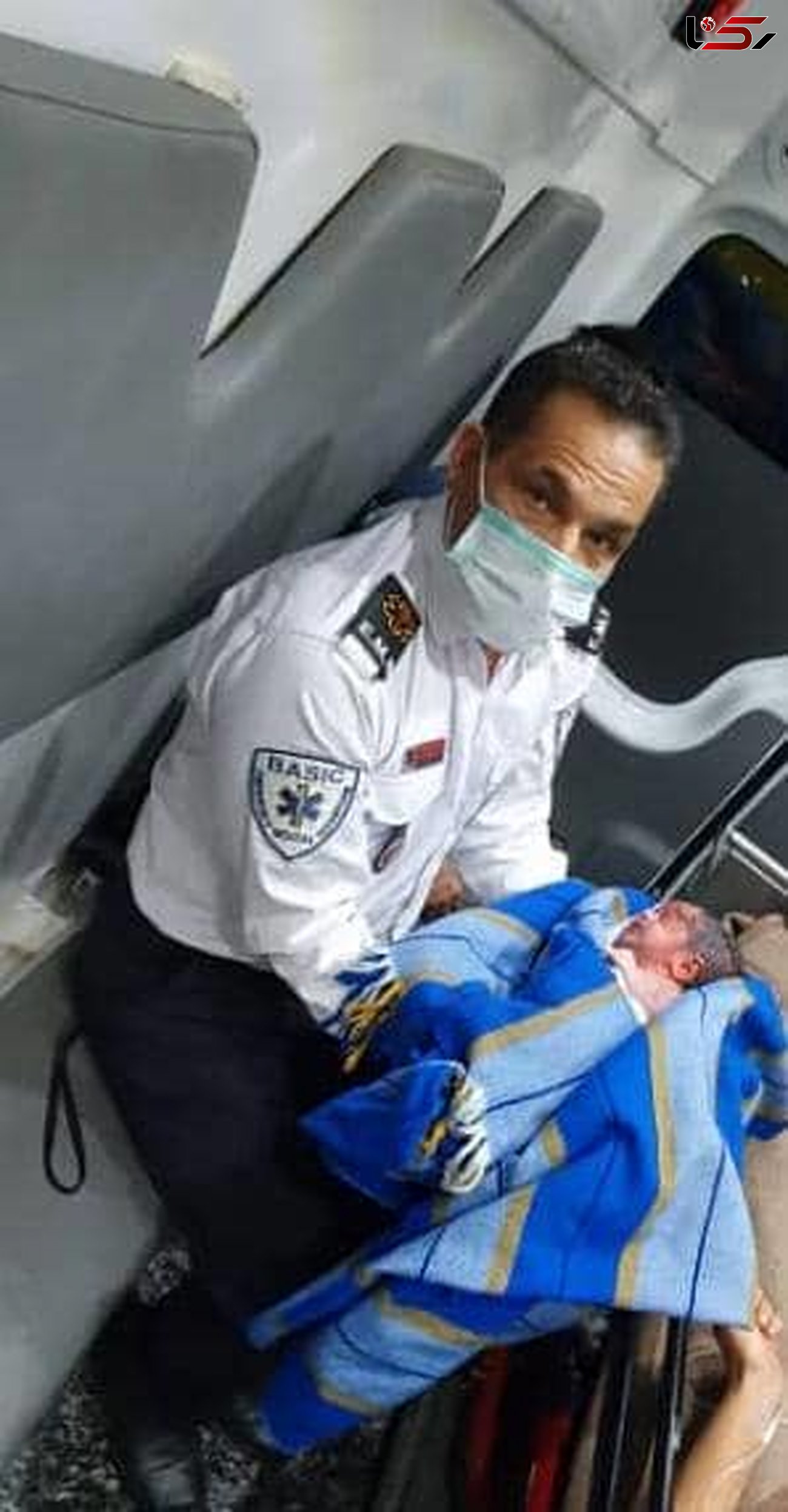 تولد نوزاد عجول در آمبولانس/به همراه عکس 