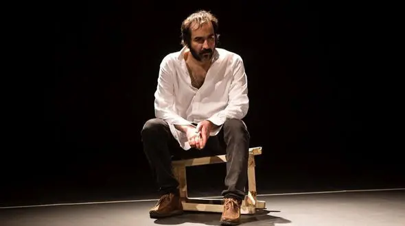 درخشش فرشتگان اوتیسمی در نمایش سایه ها / از هملت تا شکسپیر