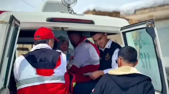 نجات نوزاد ۷ ماهه در شرایط جوی سخت در محور خوی–سلماس+ فیلم 