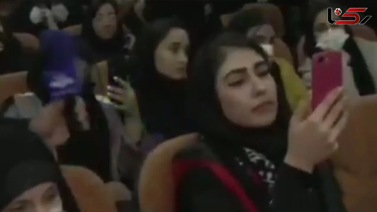 فیلم جواب له کننده دختر دانشجو به گزارشگر صدا و سیما  ! / با صدا و سیما حرف نمی زنم ! 