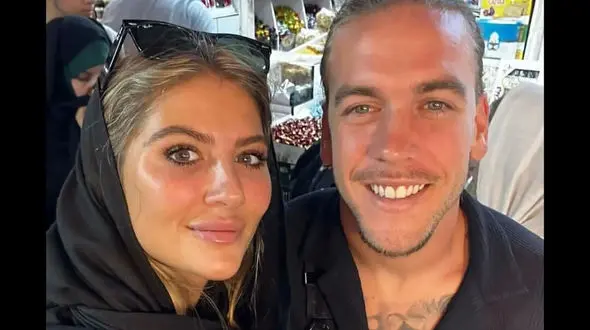 عکس های  مادر و همسر جذاب بازیکن اسپانیایی تراکتور ! / ذوق زدگی عروس و مادرشوهر  در تبریز ! 