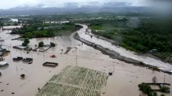 آسیب به 1000 خانه در سیل فارس