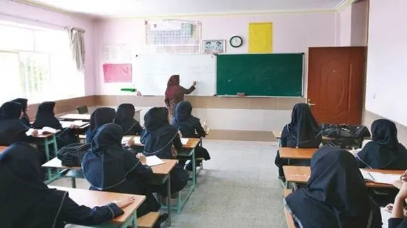 
شهریه ۶۰ میلیونی در مدرسه دولتی؛ شرط ثبت‌نام دانش‌آموزان نخبه؟


