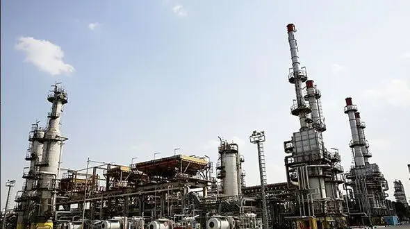 گرمای 76 درجه ای مناطق نفتی در آبادان + فیلم