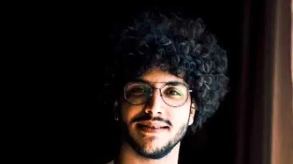 دانلود آهنگ باشکوه احسان دریادل به نام استوری / اگه تو وای اگه تو رو دلم پا بذاری...