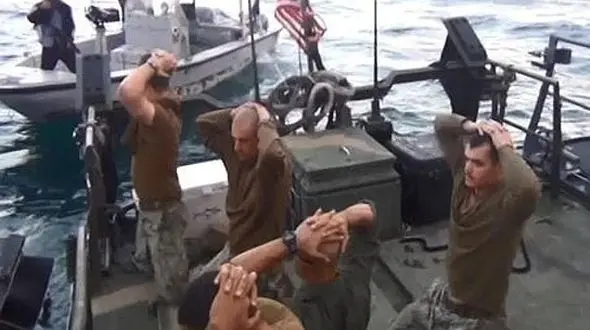 وقتی اشک تفنگدار آمریکایی در خلیج فارس درآمد 