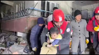 نجات کودک 2 ساله از زیر آوار زلزله پس از 43 ساعت +فیلم 
