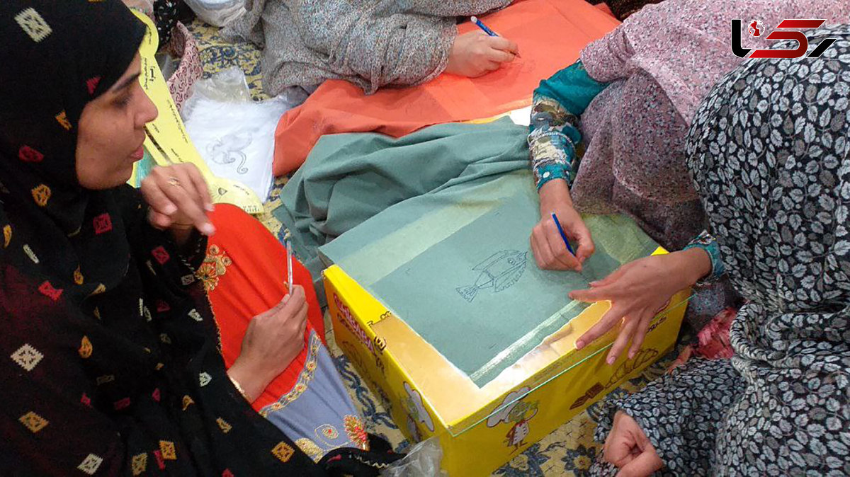 ۹ ماه همدلی زنان روستایی قشم در قاب یک نمایشگاه هنری / جانوران و گیاهان بومی جزیره الهام بخش این آثار