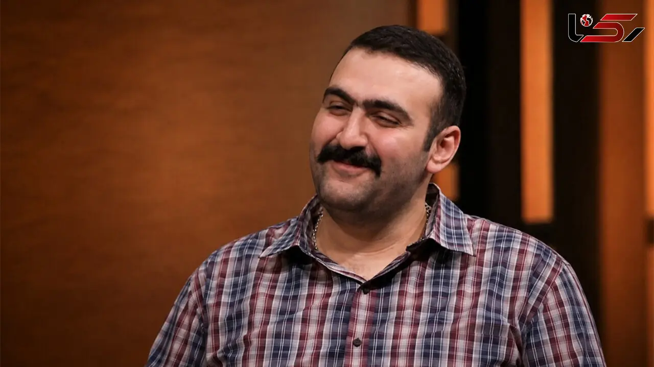 سفر در زمان/ عکس بامزه بهروز «پایتخت» کنار زن دایی هایش  ببینید چطور خودش را در کادر جا داده!