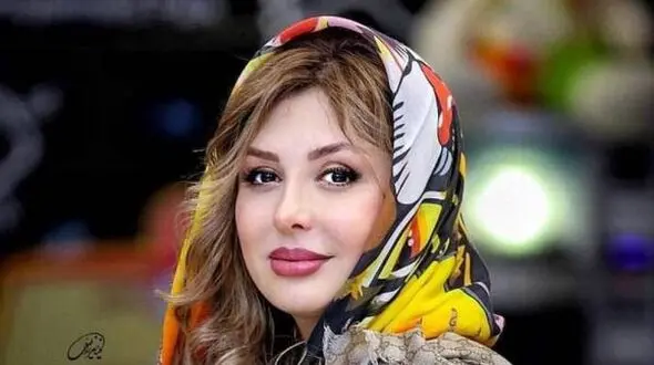 عکس/ استایل مجلسی و ست نیوشا ضیغمی و همسرش روی فرش قرمز جشنواره مسکو با  پوشش کامل / خانم بازیگر نشون داد با حجاب کامل هم میشه به زیبایی درخشید!