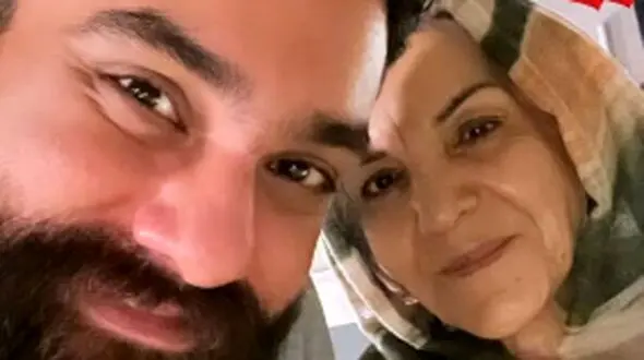 فیلم خوانندگی احساسی و  دلنشین علی زندوکیلی در بهترین لوکیشن جهان/ آغوش مادر یعنی بهشتِ دنیا ....