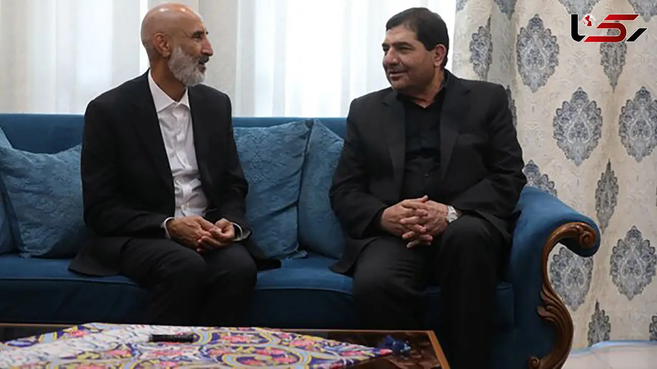 مخبر با حضور در منزل حمید نوری از وی تجلیل کرد