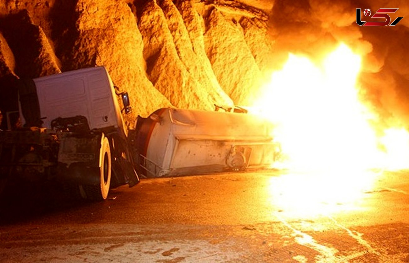 عکس های وحشتناک از سوختن تانکر گازوئیل در جاده بندرعباس