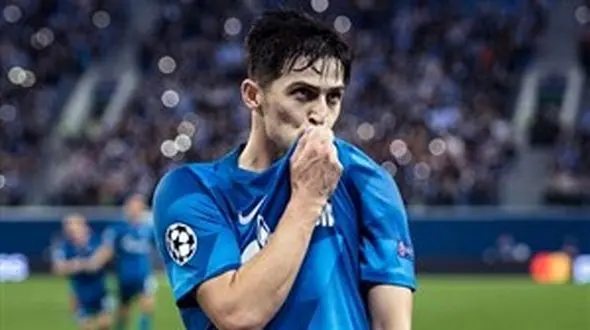 سردار آزمون یک قاتل حرفه‌ای است