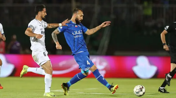 قرارداد کاپیتان آبی امروز تمدید شد/ پشت پرده حضور روزبه چشمی در تمرین استقلال! 
