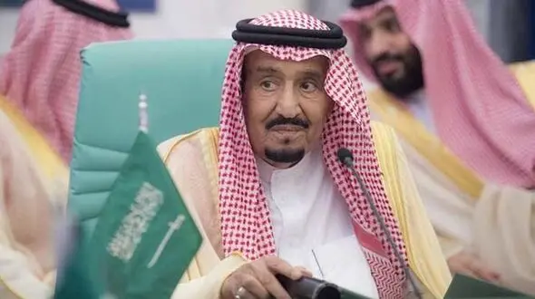 آماده‌باش ناگهانی تیم پزشکی پادشاه عربستان 