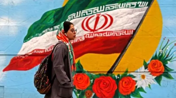 علل مطالبه گری زنان 40ساله و دختران نوجوان/ افزایش 114درصدی بانوان صاحب مشاغل/ لزوم تغییر قوانین در ایران