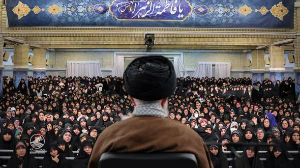 فردا سه‌شنبه، سخنرانی رهبر معظم انقلاب در دیدار هزاران نفر از بانوان سراسر کشور