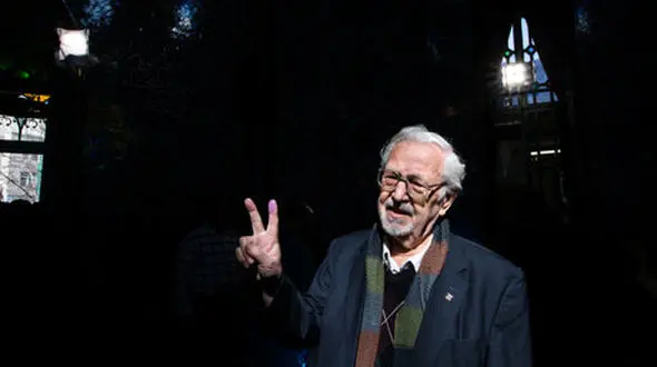 پیکر ابراهیم یزدی امشب به تهران منتقل می شود