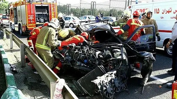  تصادف مرگبار پژو با وَن در امیر آباد+ عکس