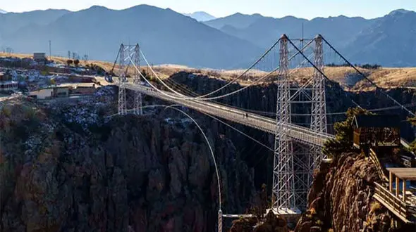 عکس های خطرناک‌ترین پل جهان / تصورش وحشتناک است + جزییات