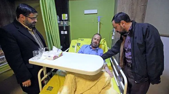 مداح معروف چشم انتظار معجزه / برای او دعا کنید+ عکس