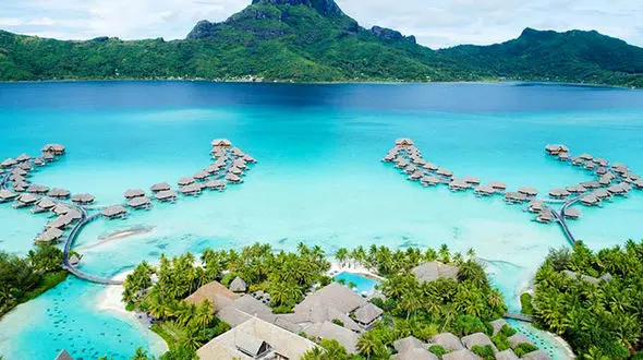 ستاره‌ای در ساحل: جزیره‌ای برای خیال‌پردازی + فیلم