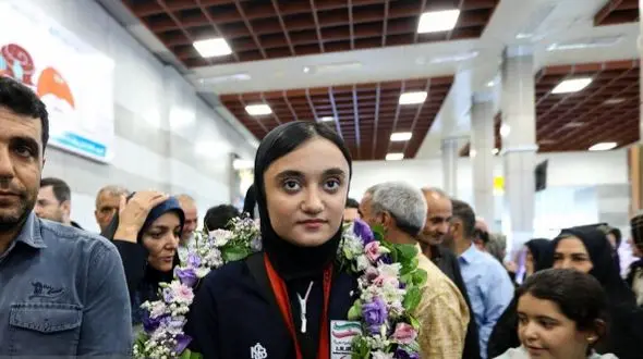 زهرا رحیمی قهرمان تکواندو: همه 9 میلیاردو برای بابام خرج کردم هیچی برای خودم نگه نداشتم ؛ ضربه فیلیپینی و آپ دولیو رو دوست دارم